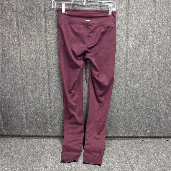 Aerie Purple Leggings with Elastic Waistband and Tapered Fit - Picture 3 of 6